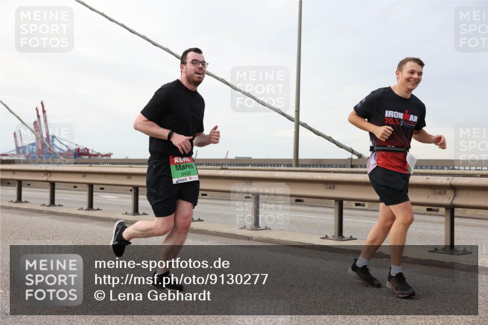 03.10.2025 - Köhlbrandbrückenlauf Lena Gebhardt http://msf.ph/oto/9130277 03.10.2025 16:05:39 Position 2 8432, 70, 3 meine-sportfotos.de