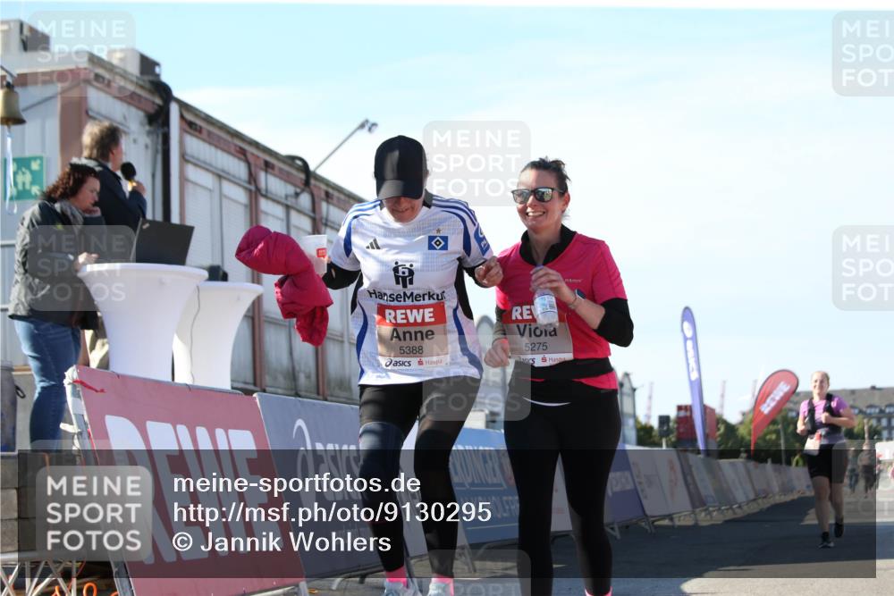 03.10.2025 - Köhlbrandbrückenlauf Jannik Wohlers http://msf.ph/oto/9130295 03.10.2025 13:46:50 Ziel 5275, 5295, 5372, 5388, 5759 meine-sportfotos.de