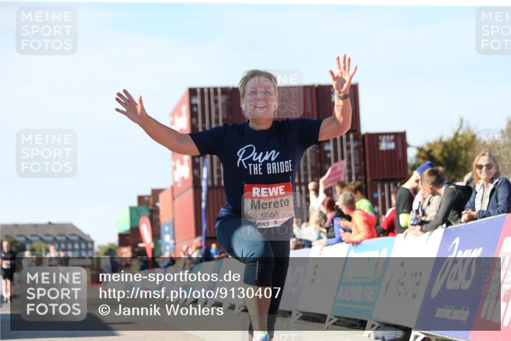 03.10.2025 - Köhlbrandbrückenlauf Jannik Wohlers http://msf.ph/oto/9130407 03.10.2025 13:47:00 Ziel 5275, 5295, 5372, 5388, 6558 meine-sportfotos.de