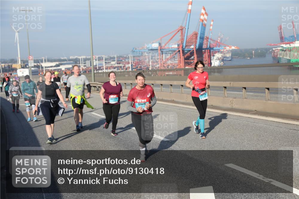 03.10.2025 - Köhlbrandbrückenlauf Yannick Fuchs http://msf.ph/oto/9130418 03.10.2025 09:02:53 Position 2  meine-sportfotos.de
