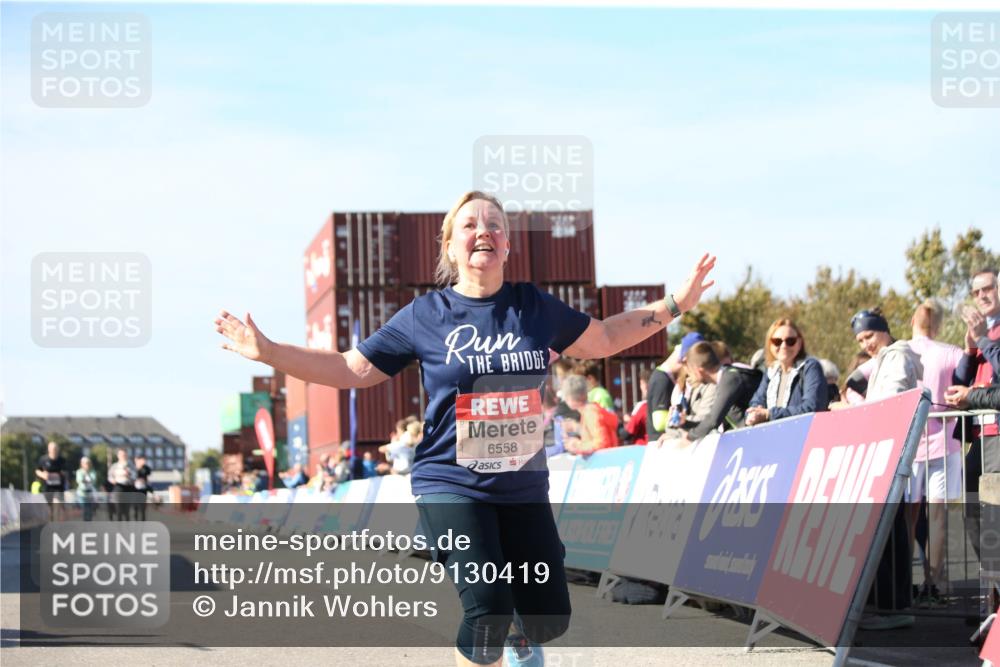 03.10.2025 - Köhlbrandbrückenlauf Jannik Wohlers http://msf.ph/oto/9130419 03.10.2025 13:47:00 Ziel 5275, 5295, 5372, 5388, 6558 meine-sportfotos.de