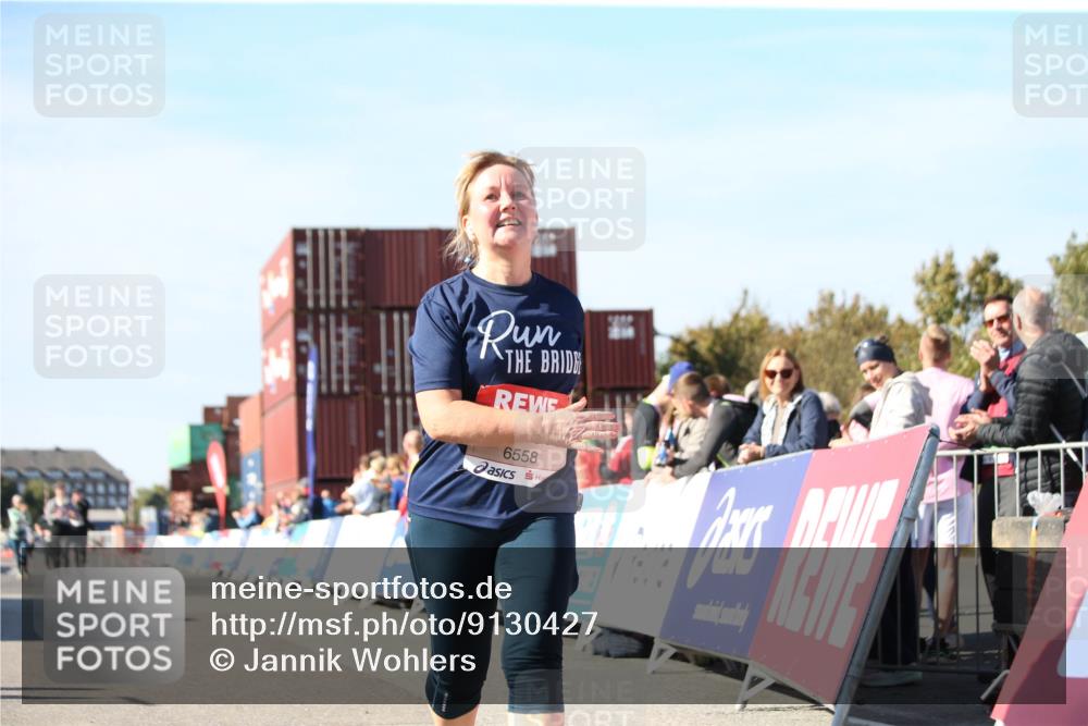 03.10.2025 - Köhlbrandbrückenlauf Jannik Wohlers http://msf.ph/oto/9130427 03.10.2025 13:47:00 Ziel 5275, 5295, 5372, 5388, 6558 meine-sportfotos.de