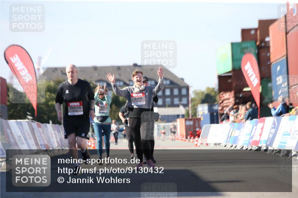 03.10.2025 - Köhlbrandbrückenlauf Jannik Wohlers http://msf.ph/oto/9130432 03.10.2025 13:47:04 Ziel 5136, 5295, 5372, 6558 meine-sportfotos.de