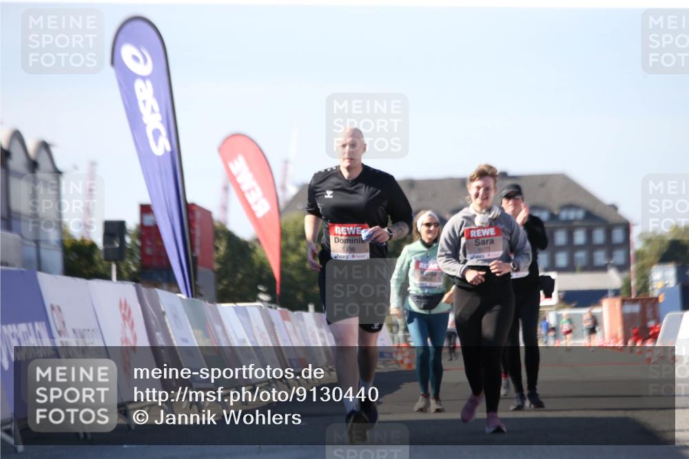 03.10.2025 - Köhlbrandbrückenlauf Jannik Wohlers http://msf.ph/oto/9130440 03.10.2025 13:47:06 Ziel 5136, 5295, 6073, 6558 meine-sportfotos.de