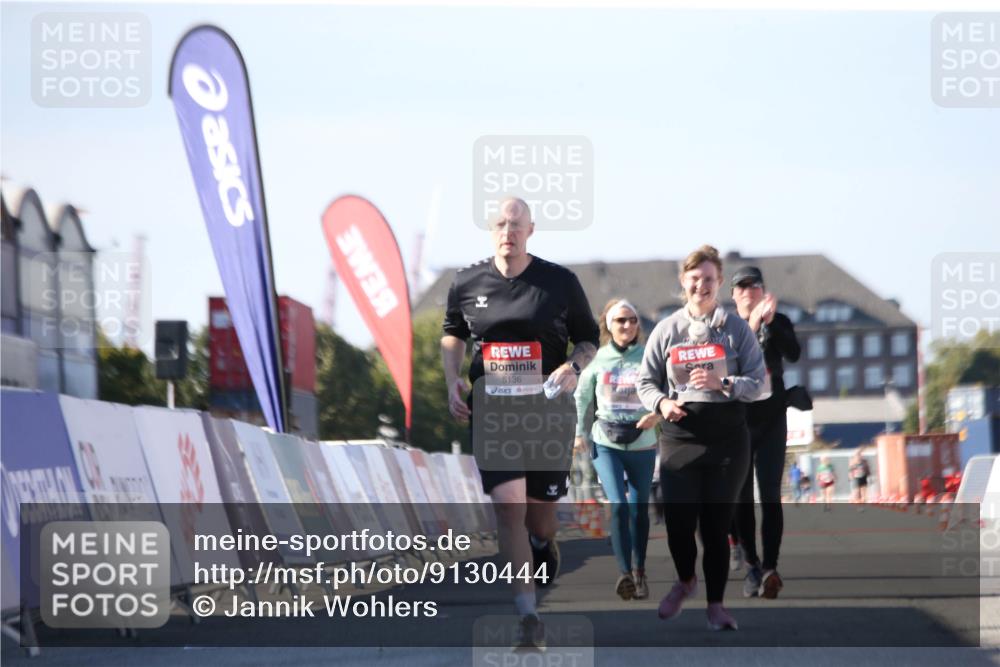 03.10.2025 - Köhlbrandbrückenlauf Jannik Wohlers http://msf.ph/oto/9130444 03.10.2025 13:47:06 Ziel 5136, 5295, 6073, 6558 meine-sportfotos.de