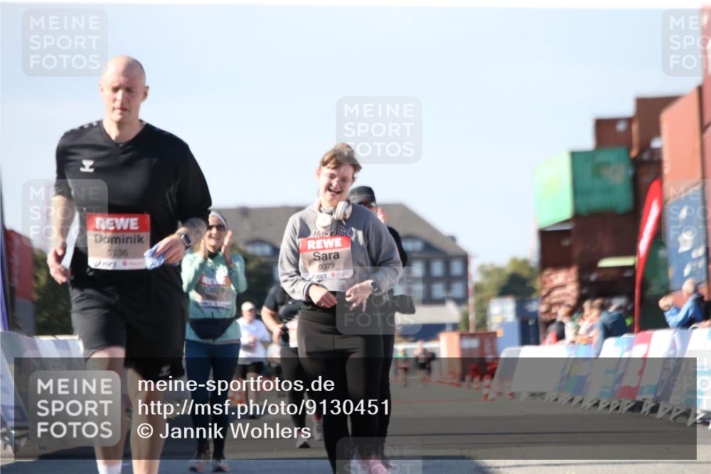 03.10.2025 - Köhlbrandbrückenlauf Jannik Wohlers http://msf.ph/oto/9130451 03.10.2025 13:47:08 Ziel 5136, 6073, 6558 meine-sportfotos.de