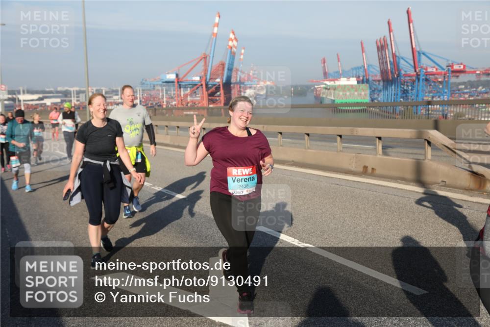 03.10.2025 - Köhlbrandbrückenlauf Yannick Fuchs http://msf.ph/oto/9130491 03.10.2025 09:02:56 Position 2 2438 meine-sportfotos.de