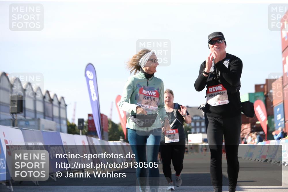 03.10.2025 - Köhlbrandbrückenlauf Jannik Wohlers http://msf.ph/oto/9130505 03.10.2025 13:47:14 Ziel 5136, 5293, 5635, 5636, 6073 meine-sportfotos.de