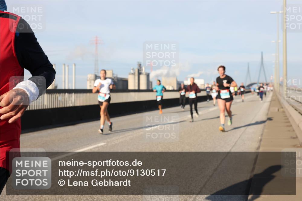 03.10.2025 - Köhlbrandbrückenlauf Lena Gebhardt http://msf.ph/oto/9130517 03.10.2025 09:49:33 Position 2  meine-sportfotos.de