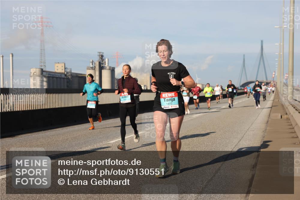 03.10.2025 - Köhlbrandbrückenlauf Lena Gebhardt http://msf.ph/oto/9130551 03.10.2025 09:49:34 Position 2 3409, 1412 meine-sportfotos.de