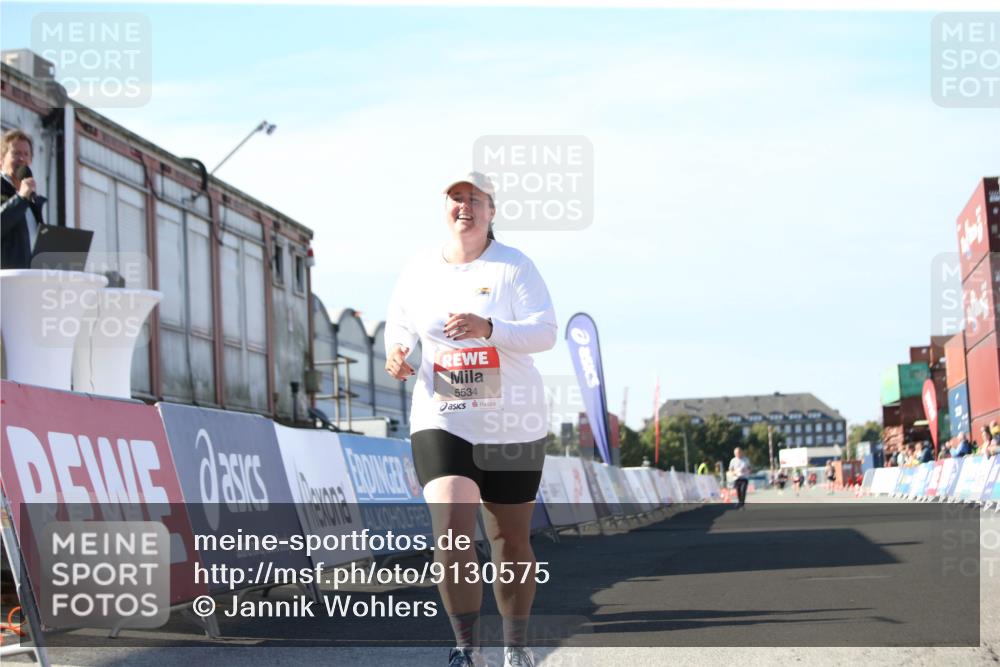 03.10.2025 - Köhlbrandbrückenlauf Jannik Wohlers http://msf.ph/oto/9130575 03.10.2025 13:47:30 Ziel 5534 meine-sportfotos.de