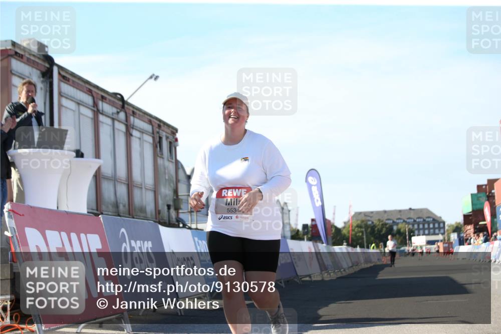 03.10.2025 - Köhlbrandbrückenlauf Jannik Wohlers http://msf.ph/oto/9130578 03.10.2025 13:47:30 Ziel 5534 meine-sportfotos.de