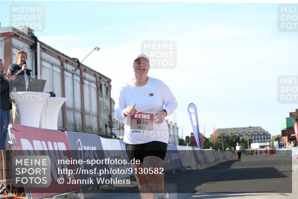 03.10.2025 - Köhlbrandbrückenlauf Jannik Wohlers http://msf.ph/oto/9130582 03.10.2025 13:47:30 Ziel 5534 meine-sportfotos.de