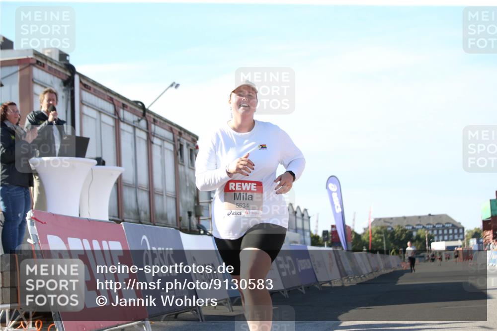 03.10.2025 - Köhlbrandbrückenlauf Jannik Wohlers http://msf.ph/oto/9130583 03.10.2025 13:47:30 Ziel 5534 meine-sportfotos.de