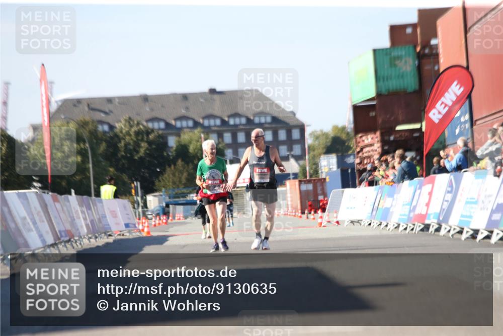03.10.2025 - Köhlbrandbrückenlauf Jannik Wohlers http://msf.ph/oto/9130635 03.10.2025 13:47:59 Ziel 4980 meine-sportfotos.de
