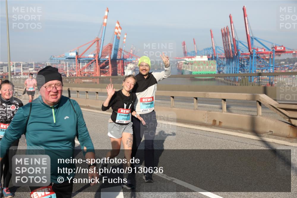 03.10.2025 - Köhlbrandbrückenlauf Yannick Fuchs http://msf.ph/oto/9130636 03.10.2025 09:03:02 Position 2 2558, 1729 meine-sportfotos.de