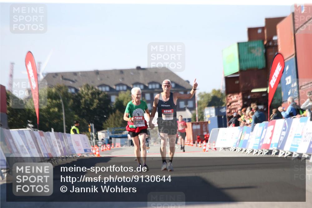03.10.2025 - Köhlbrandbrückenlauf Jannik Wohlers http://msf.ph/oto/9130644 03.10.2025 13:48:02 Ziel  meine-sportfotos.de