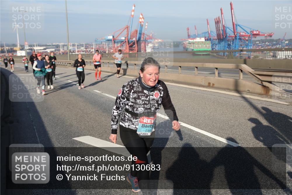 03.10.2025 - Köhlbrandbrückenlauf Yannick Fuchs http://msf.ph/oto/9130683 03.10.2025 09:03:04 Position 2 255 meine-sportfotos.de