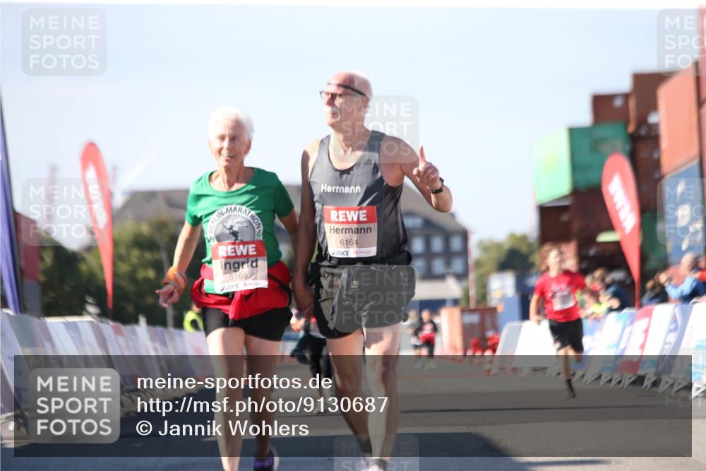 03.10.2025 - Köhlbrandbrückenlauf Jannik Wohlers http://msf.ph/oto/9130687 03.10.2025 13:48:09 Ziel 6164, 6165 meine-sportfotos.de