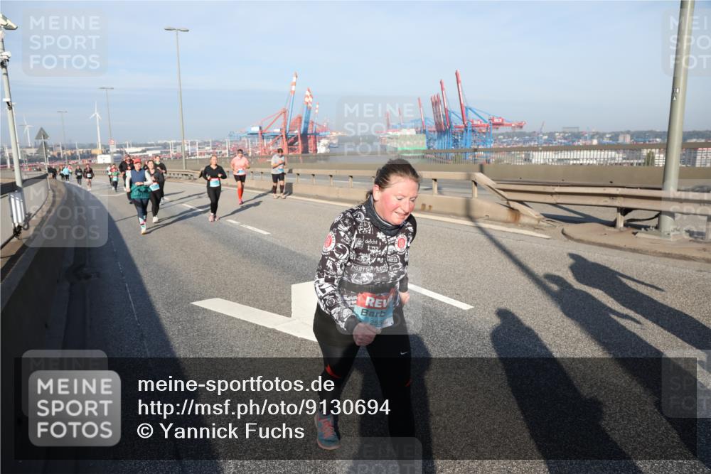 03.10.2025 - Köhlbrandbrückenlauf Yannick Fuchs http://msf.ph/oto/9130694 03.10.2025 09:03:05 Position 2 255 meine-sportfotos.de