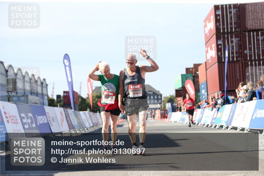 03.10.2025 - Köhlbrandbrückenlauf Jannik Wohlers http://msf.ph/oto/9130697 03.10.2025 13:48:10 Ziel 6164, 6165 meine-sportfotos.de