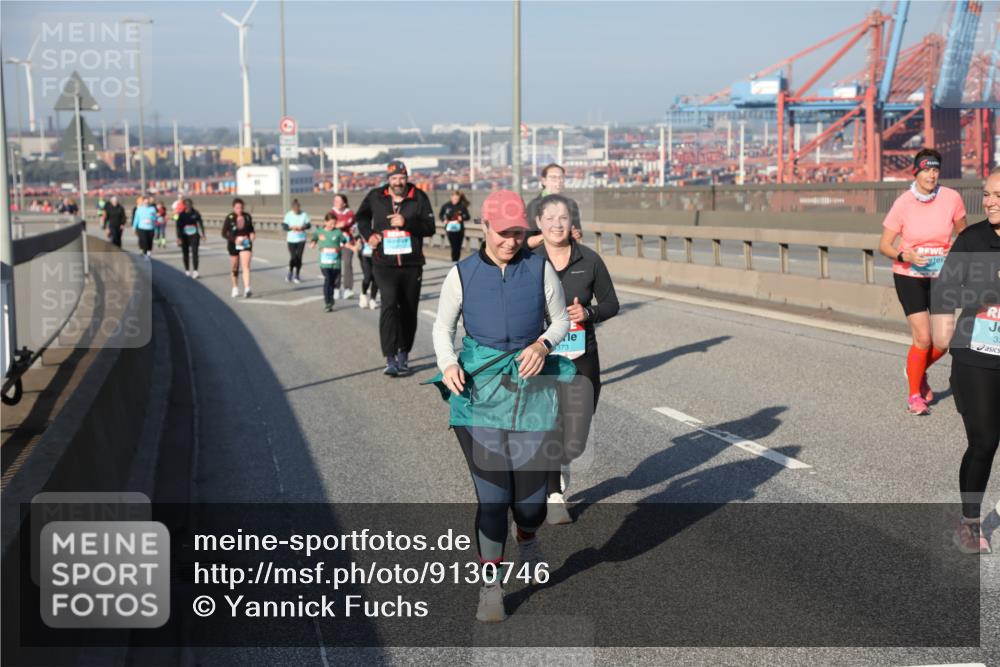 03.10.2025 - Köhlbrandbrückenlauf Yannick Fuchs http://msf.ph/oto/9130746 03.10.2025 09:03:07 Position 2 373 meine-sportfotos.de