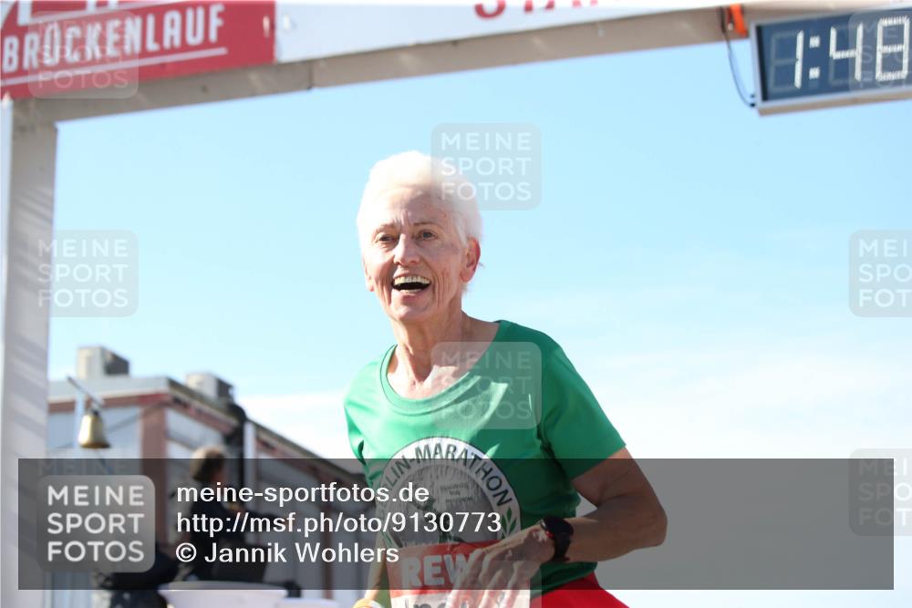 03.10.2025 - Köhlbrandbrückenlauf Jannik Wohlers http://msf.ph/oto/9130773 03.10.2025 13:48:15 Ziel 4824, 5735, 6164, 6165 meine-sportfotos.de