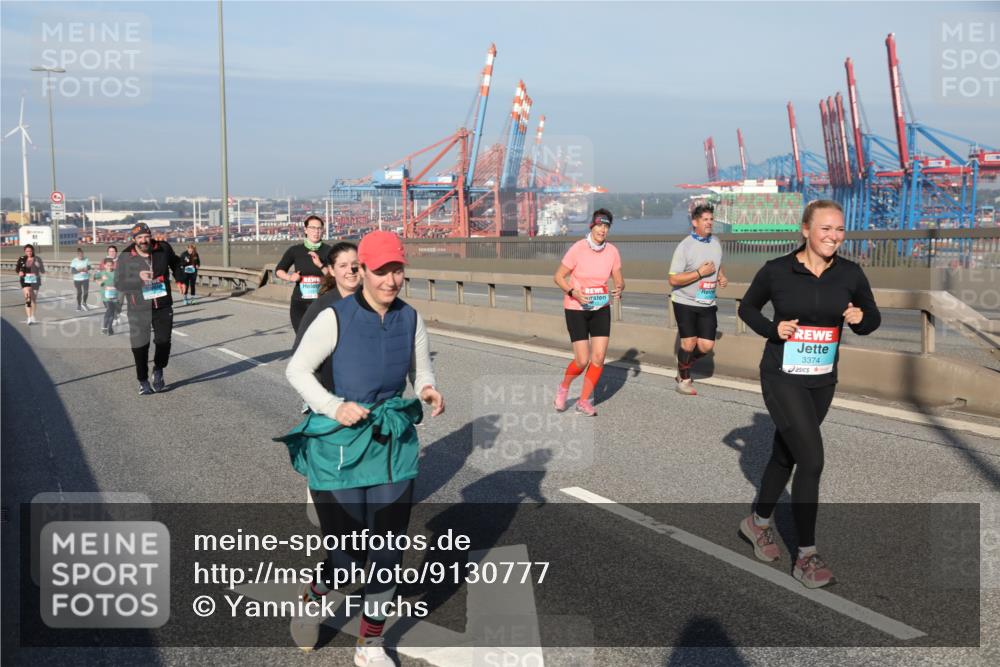 03.10.2025 - Köhlbrandbrückenlauf Yannick Fuchs http://msf.ph/oto/9130777 03.10.2025 09:03:08 Position 2 3374 meine-sportfotos.de