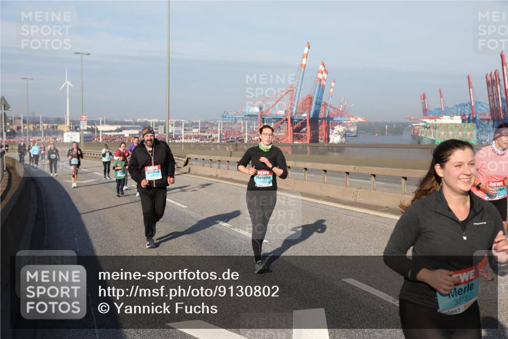 03.10.2025 - Köhlbrandbrückenlauf Yannick Fuchs http://msf.ph/oto/9130802 03.10.2025 09:03:10 Position 2 2159, 3373 meine-sportfotos.de