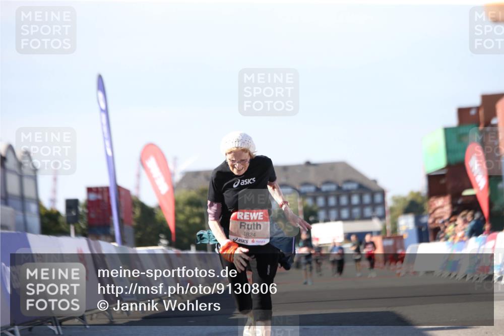 03.10.2025 - Köhlbrandbrückenlauf Jannik Wohlers http://msf.ph/oto/9130806 03.10.2025 13:48:18 Ziel 4824, 5735, 6164, 6165 meine-sportfotos.de