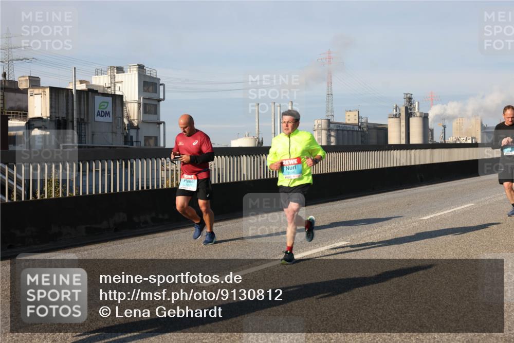 03.10.2025 - Köhlbrandbrückenlauf Lena Gebhardt http://msf.ph/oto/9130812 03.10.2025 09:49:41 Position 2 12 meine-sportfotos.de