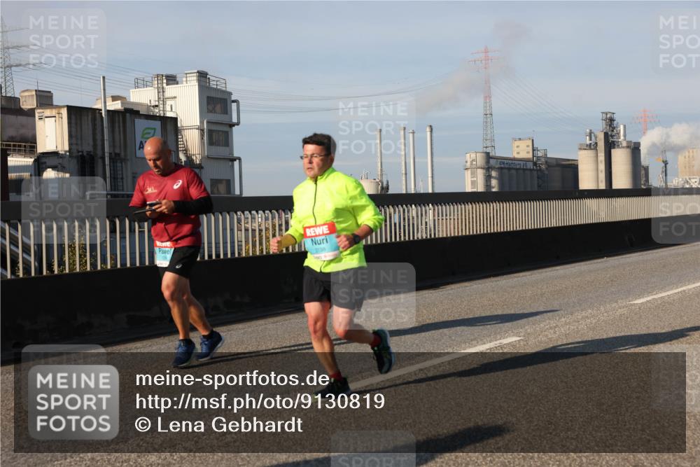 03.10.2025 - Köhlbrandbrückenlauf Lena Gebhardt http://msf.ph/oto/9130819 03.10.2025 09:49:42 Position 2 3198 meine-sportfotos.de