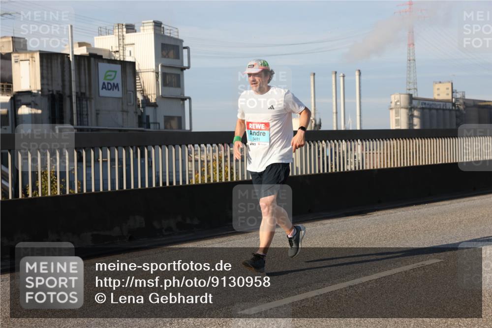 03.10.2025 - Köhlbrandbrückenlauf Lena Gebhardt http://msf.ph/oto/9130958 03.10.2025 09:49:46 Position 2 3481 meine-sportfotos.de