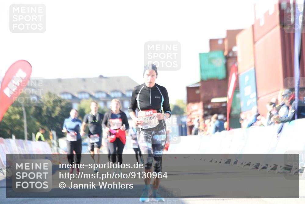 03.10.2025 - Köhlbrandbrückenlauf Jannik Wohlers http://msf.ph/oto/9130964 03.10.2025 13:48:42 Ziel 5581 meine-sportfotos.de
