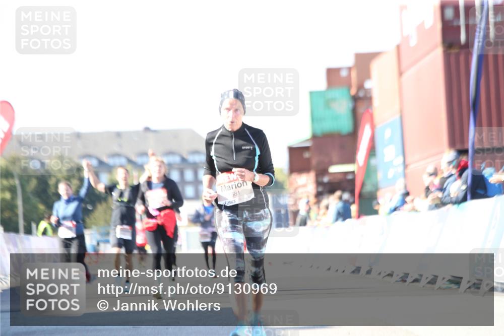 03.10.2025 - Köhlbrandbrückenlauf Jannik Wohlers http://msf.ph/oto/9130969 03.10.2025 13:48:43 Ziel 5581 meine-sportfotos.de