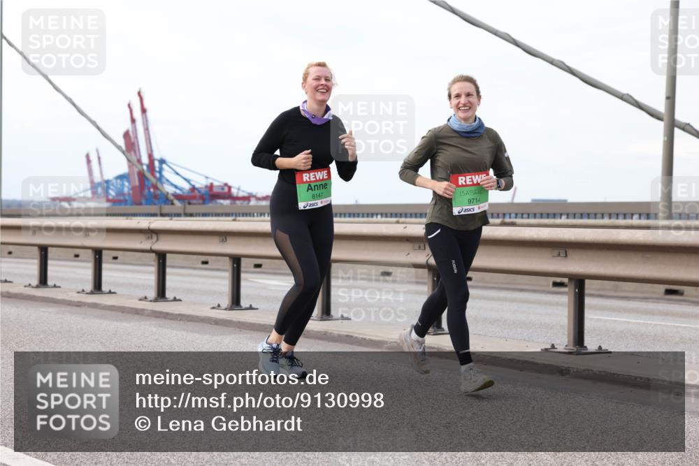 03.10.2025 - Köhlbrandbrückenlauf Lena Gebhardt http://msf.ph/oto/9130998 03.10.2025 16:06:54 Position 2 8147, 9714, 111 meine-sportfotos.de