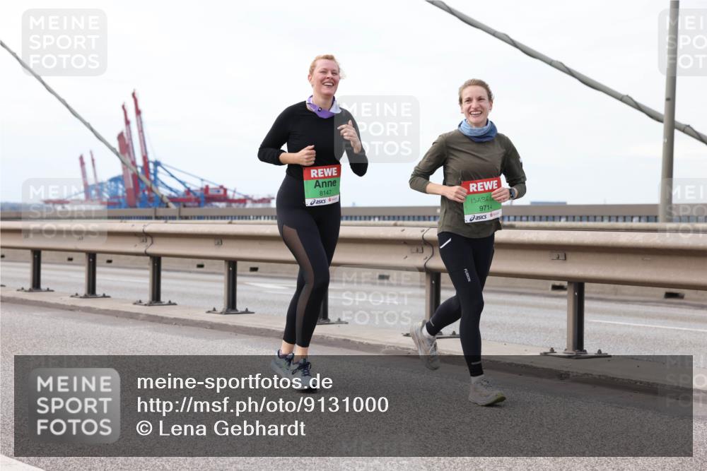 03.10.2025 - Köhlbrandbrückenlauf Lena Gebhardt http://msf.ph/oto/9131000 03.10.2025 16:06:54 Position 2 8147, 9714 meine-sportfotos.de