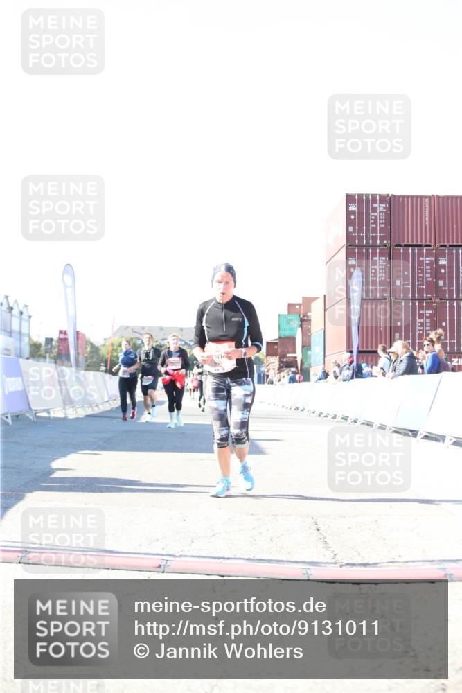 03.10.2025 - Köhlbrandbrückenlauf Jannik Wohlers http://msf.ph/oto/9131011 03.10.2025 13:48:47 Ziel 5581 meine-sportfotos.de