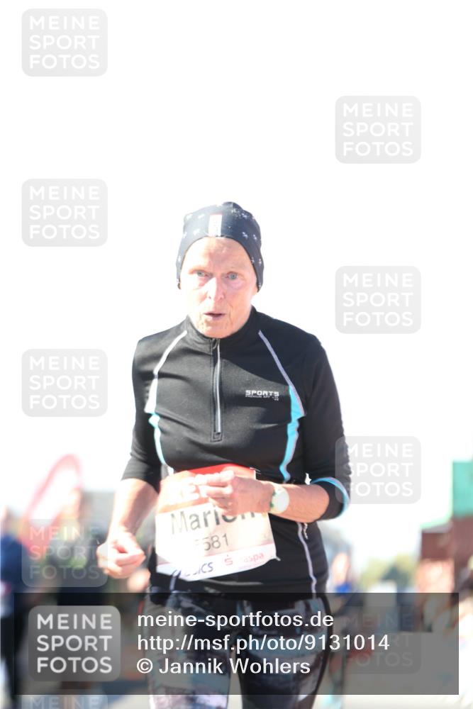 03.10.2025 - Köhlbrandbrückenlauf Jannik Wohlers http://msf.ph/oto/9131014 03.10.2025 13:48:48 Ziel 4157, 5216, 5581 meine-sportfotos.de