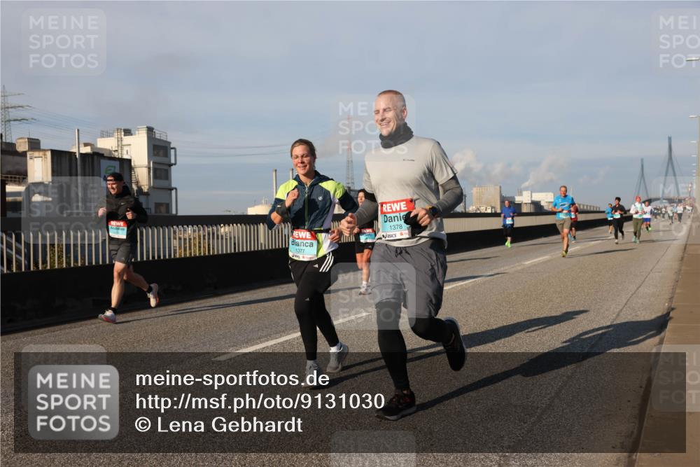 03.10.2025 - Köhlbrandbrückenlauf Lena Gebhardt http://msf.ph/oto/9131030 03.10.2025 09:49:50 Position 2 1378, 1377 meine-sportfotos.de