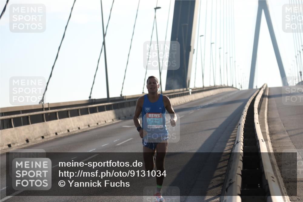 03.10.2025 - Köhlbrandbrückenlauf Yannick Fuchs http://msf.ph/oto/9131034 03.10.2025 08:16:29 Position 1 3769 meine-sportfotos.de