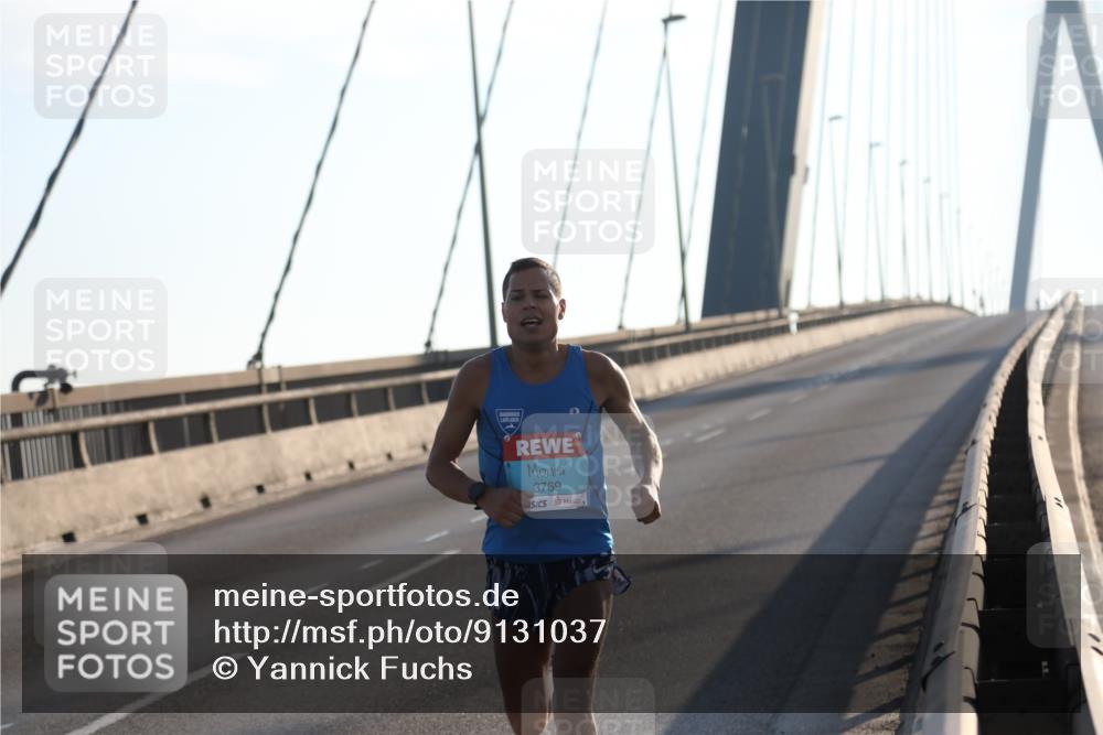 03.10.2025 - Köhlbrandbrückenlauf Yannick Fuchs http://msf.ph/oto/9131037 03.10.2025 08:16:30 Position 1 3769 meine-sportfotos.de