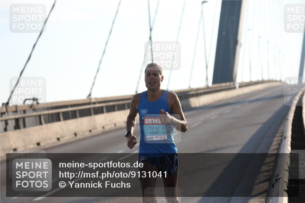 03.10.2025 - Köhlbrandbrückenlauf Yannick Fuchs http://msf.ph/oto/9131041 03.10.2025 08:16:30 Position 1 3769 meine-sportfotos.de