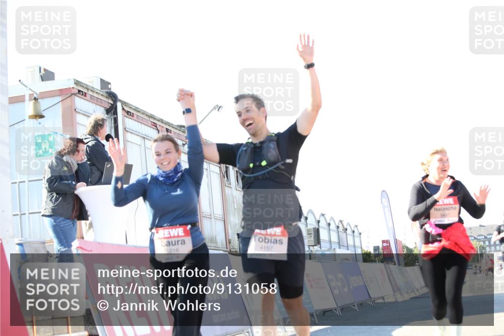 03.10.2025 - Köhlbrandbrückenlauf Jannik Wohlers http://msf.ph/oto/9131058 03.10.2025 13:48:54 Ziel 4157, 4273, 5216, 5497, 5581, 6096 meine-sportfotos.de