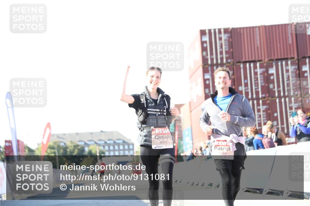 03.10.2025 - Köhlbrandbrückenlauf Jannik Wohlers http://msf.ph/oto/9131081 03.10.2025 13:48:58 Ziel 4157, 4273, 5216, 5497, 6096 meine-sportfotos.de