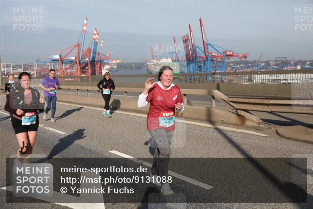 03.10.2025 - Köhlbrandbrückenlauf Yannick Fuchs http://msf.ph/oto/9131088 03.10.2025 09:03:18 Position 2 1880 meine-sportfotos.de