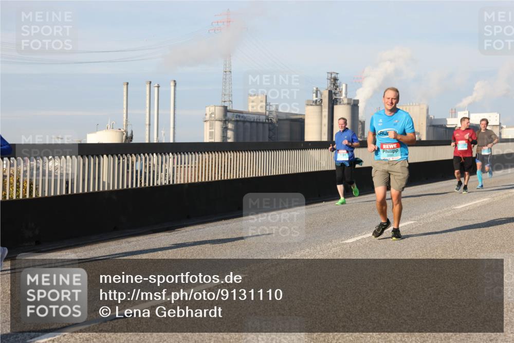 03.10.2025 - Köhlbrandbrückenlauf Lena Gebhardt http://msf.ph/oto/9131110 03.10.2025 09:49:53 Position 2  meine-sportfotos.de