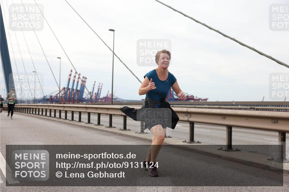 03.10.2025 - Köhlbrandbrückenlauf Lena Gebhardt http://msf.ph/oto/9131124 03.10.2025 16:07:18 Position 2  meine-sportfotos.de