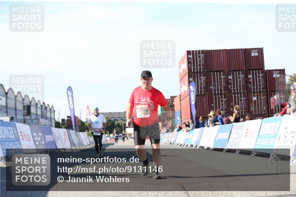 03.10.2025 - Köhlbrandbrückenlauf Jannik Wohlers http://msf.ph/oto/9131146 03.10.2025 13:49:20 Ziel 5736, 6102 meine-sportfotos.de