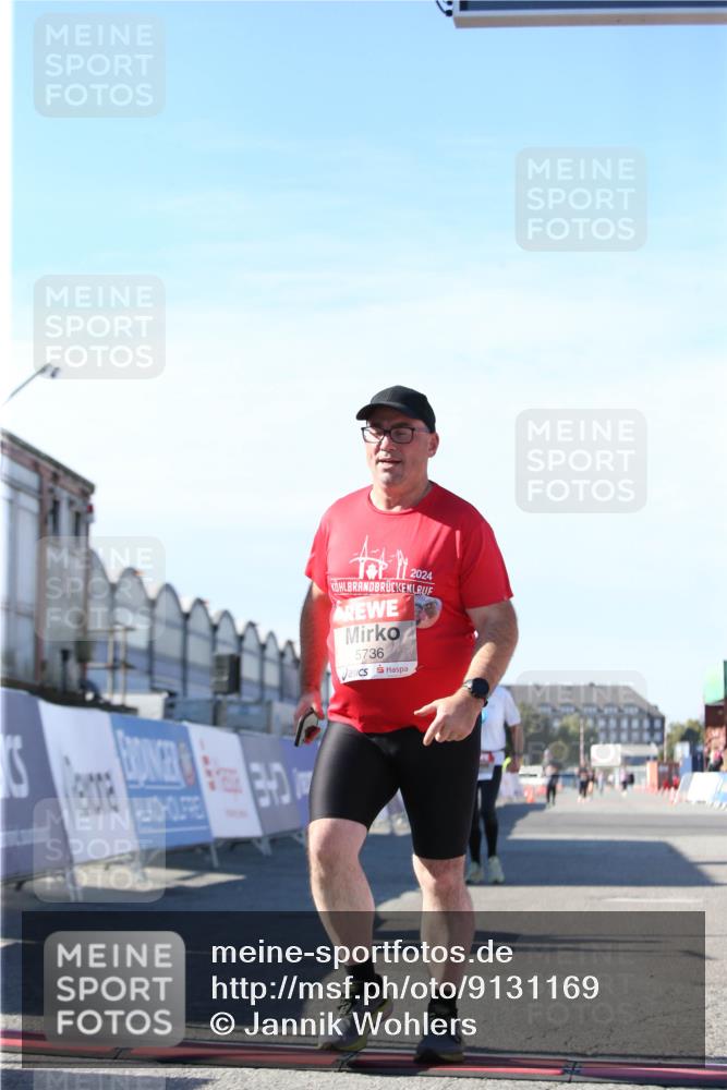 03.10.2025 - Köhlbrandbrückenlauf Jannik Wohlers http://msf.ph/oto/9131169 03.10.2025 13:49:21 Ziel 5736, 6102 meine-sportfotos.de